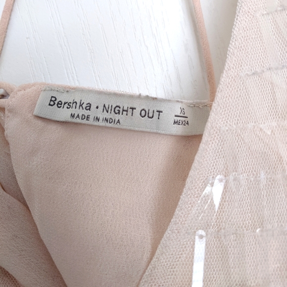 Bershka Sequins Crop Top with hand stitched detail - Picture 6 of 11